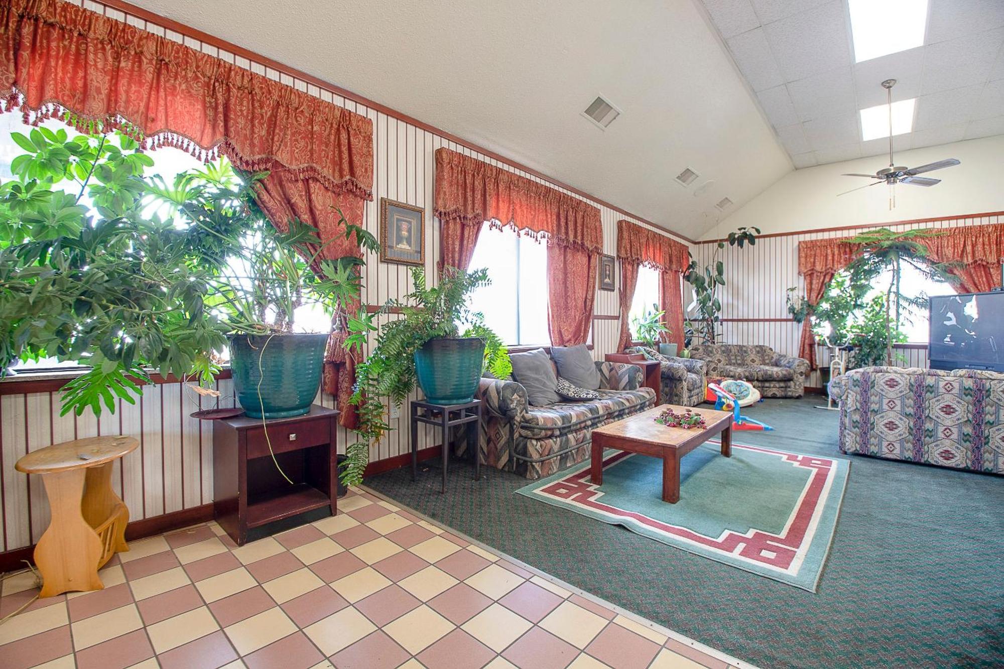 Hotel O Daylight Inn Elkhart I-90, In ภายนอก รูปภาพ